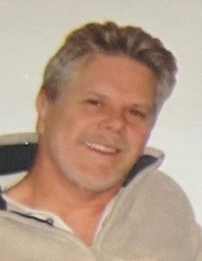 Louis J. Desrosiers, Iii Profile Photo