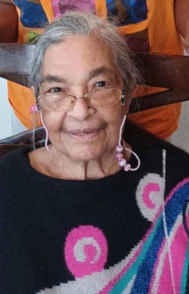 Mrs. Ena Roslyn Jones Profile Photo