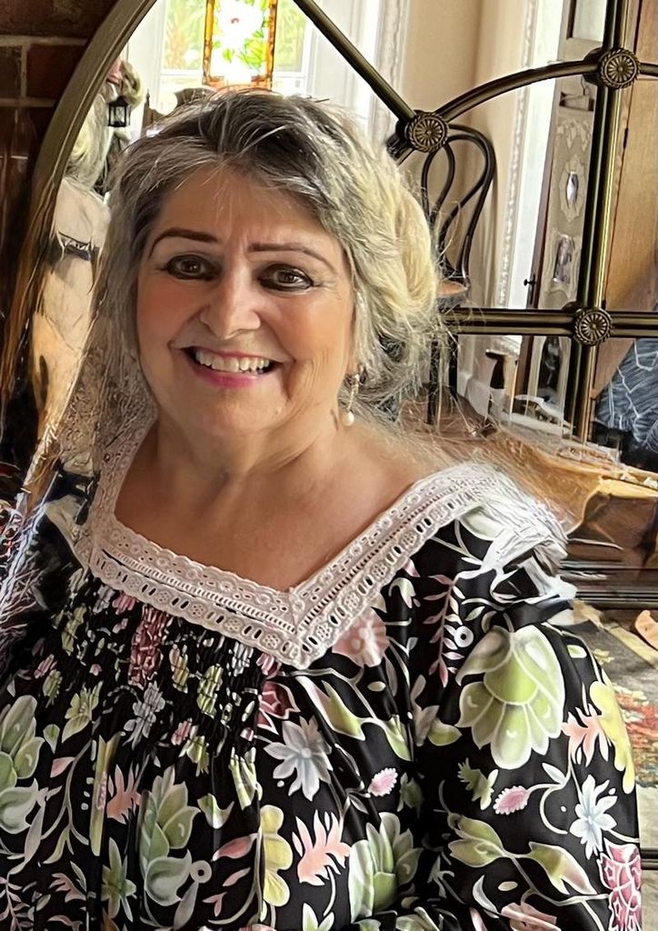 Theresa Marie Leroux Profile Photo