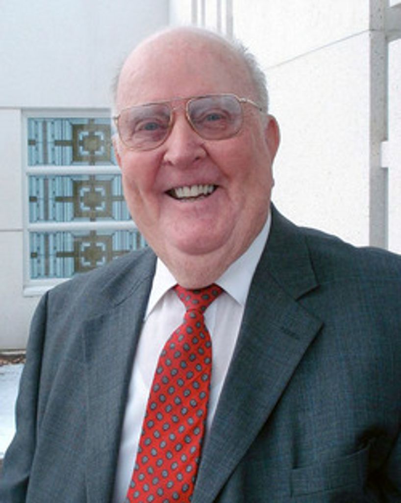 E. Lavoy Thomas
