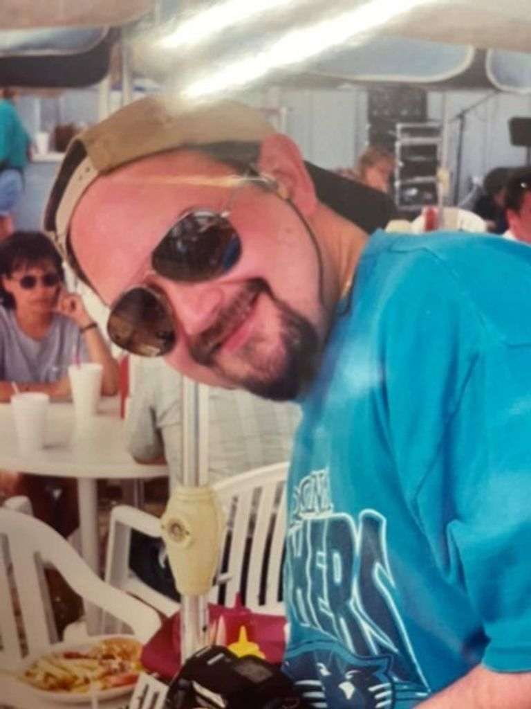 Roland Floyd Muller Profile Photo