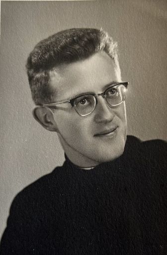 Herman Ooms photo gallery thumbnail 4 of 96