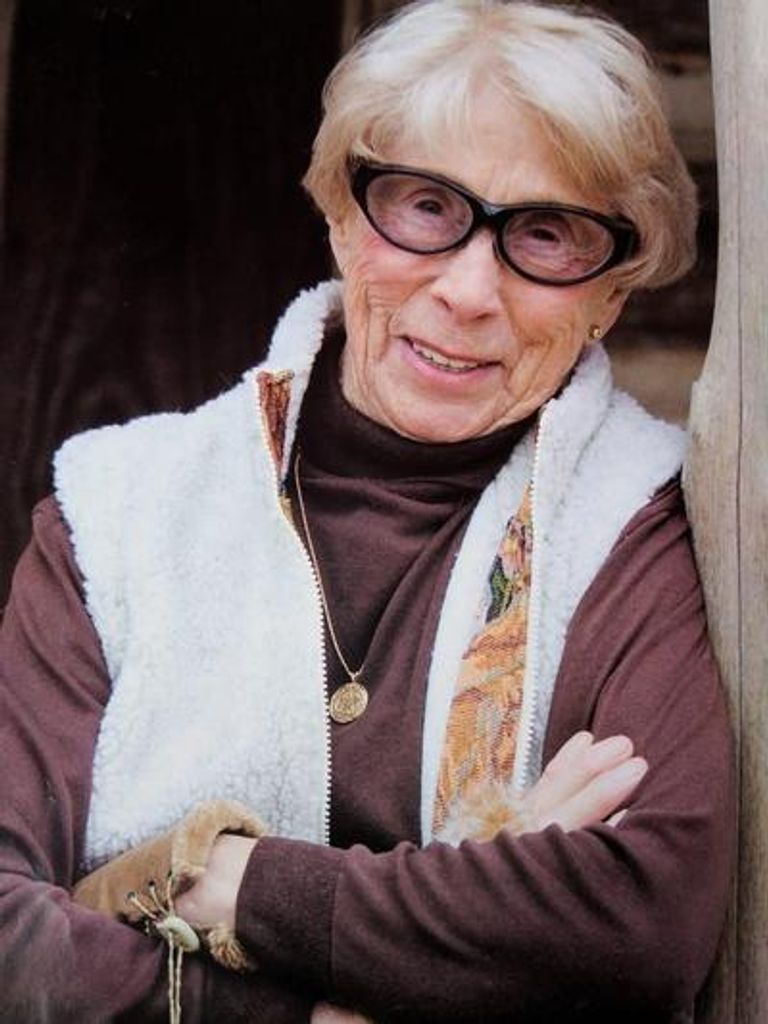 Billie Floyd Profile Photo