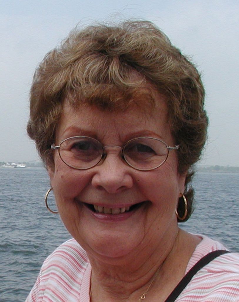 Joan Dolores Du Chateau