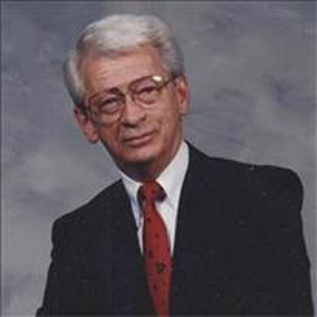 Robert "Bob" Wallace