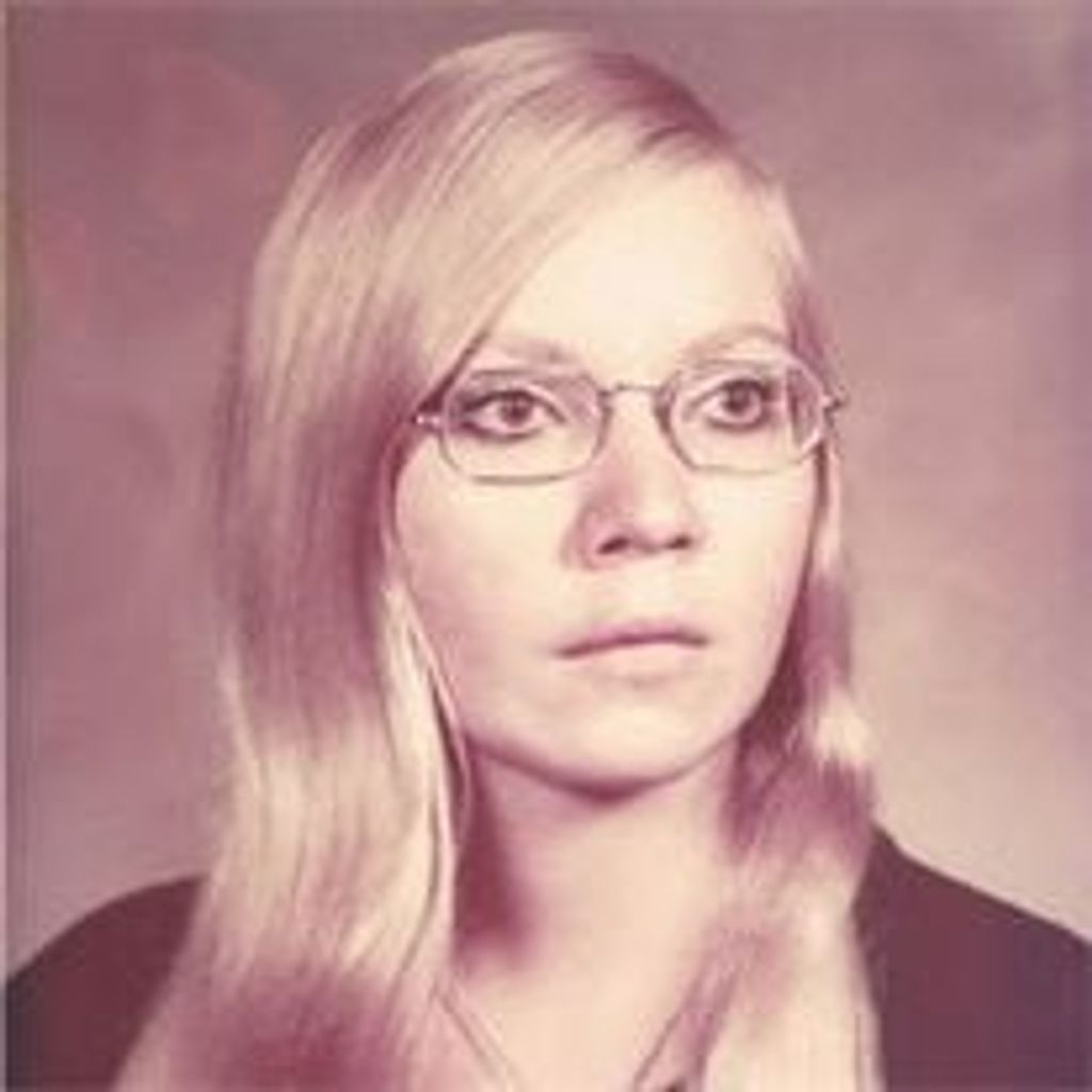 Mrs. Dorothy Warnke Mapes