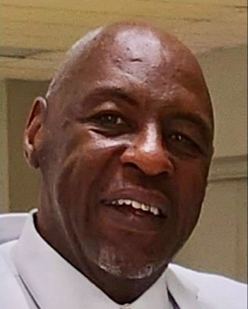 Lee Russie White