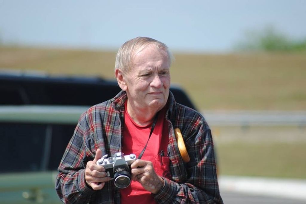 Robert Douglass Knutten Profile Photo