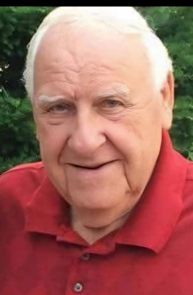 Walter J Mackiewicz Profile Photo