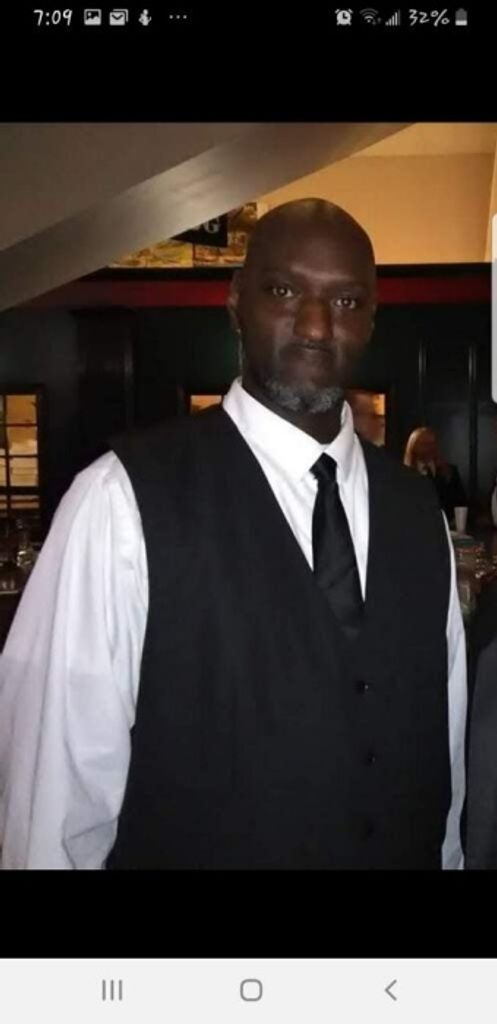 Mr. Roosevelt Deon Arte' Walker Profile Photo