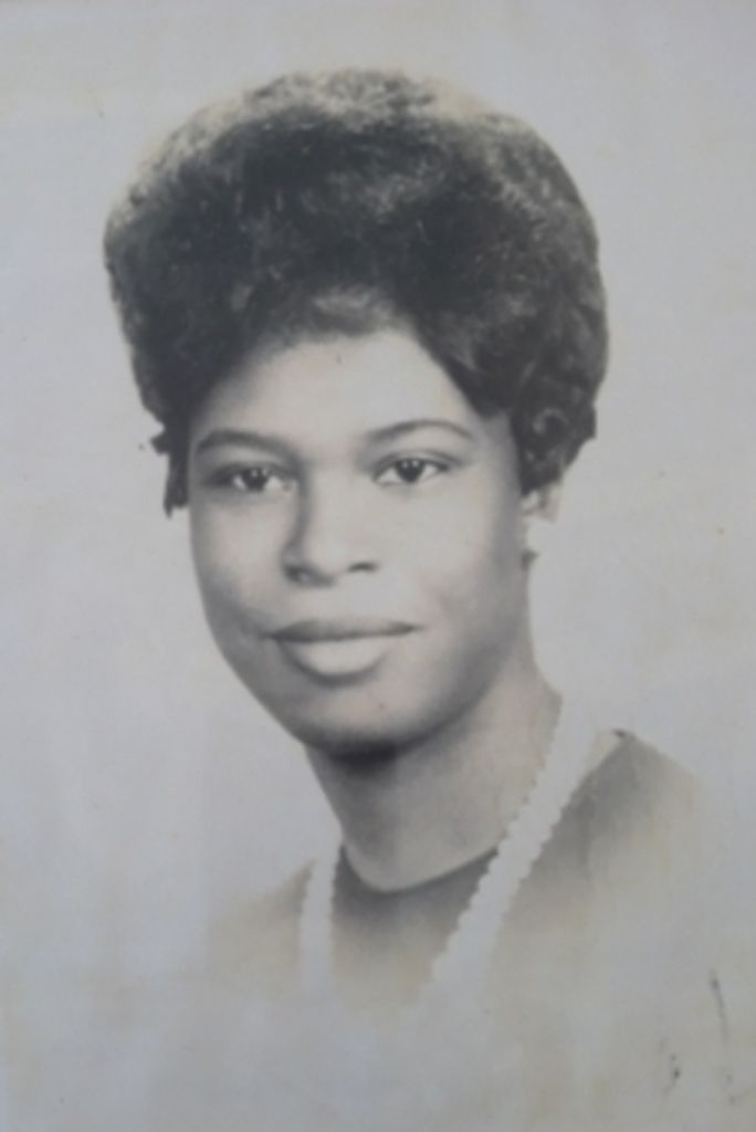 Elga Woodmore Profile Photo