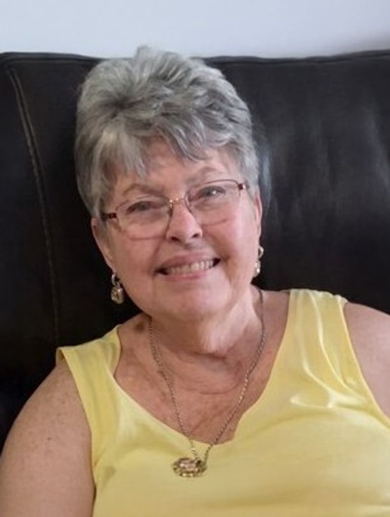 Dorothy "Dotti" Snell Adams