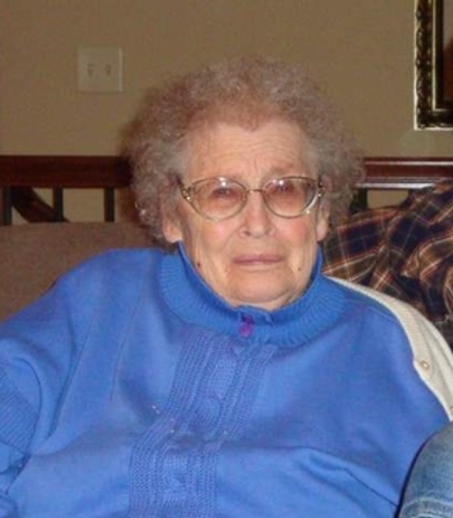 Louise  Faye Swift