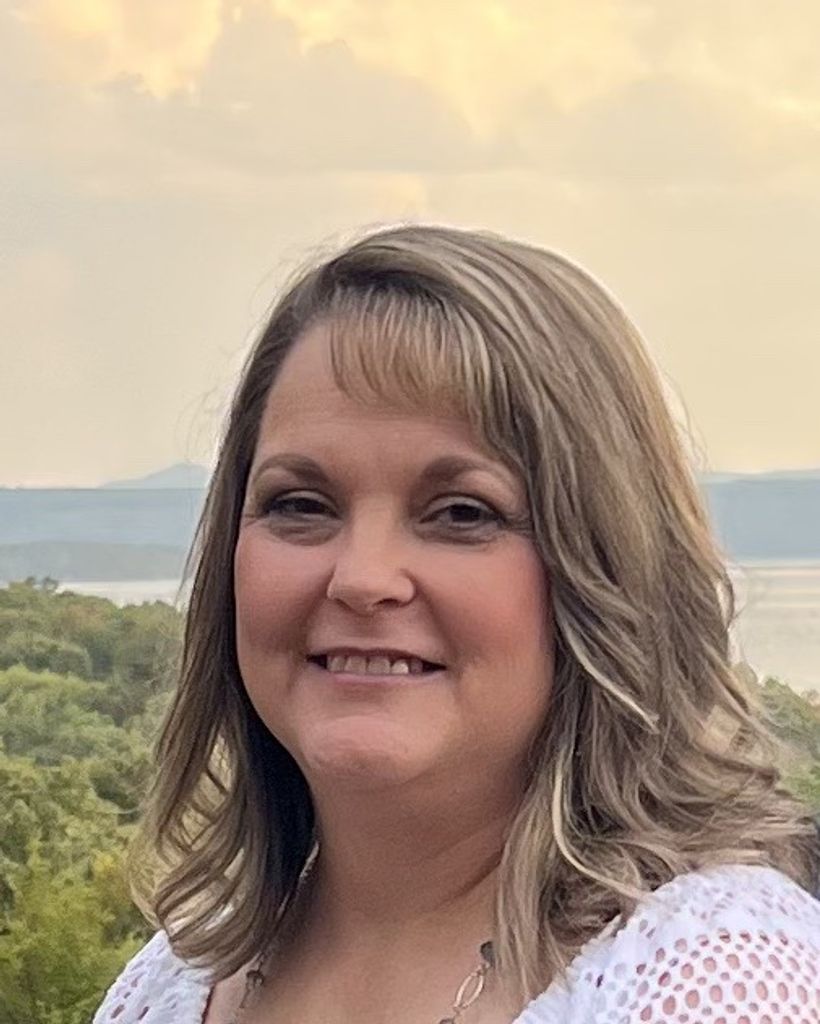 Bethany Brown Pierce Profile Photo