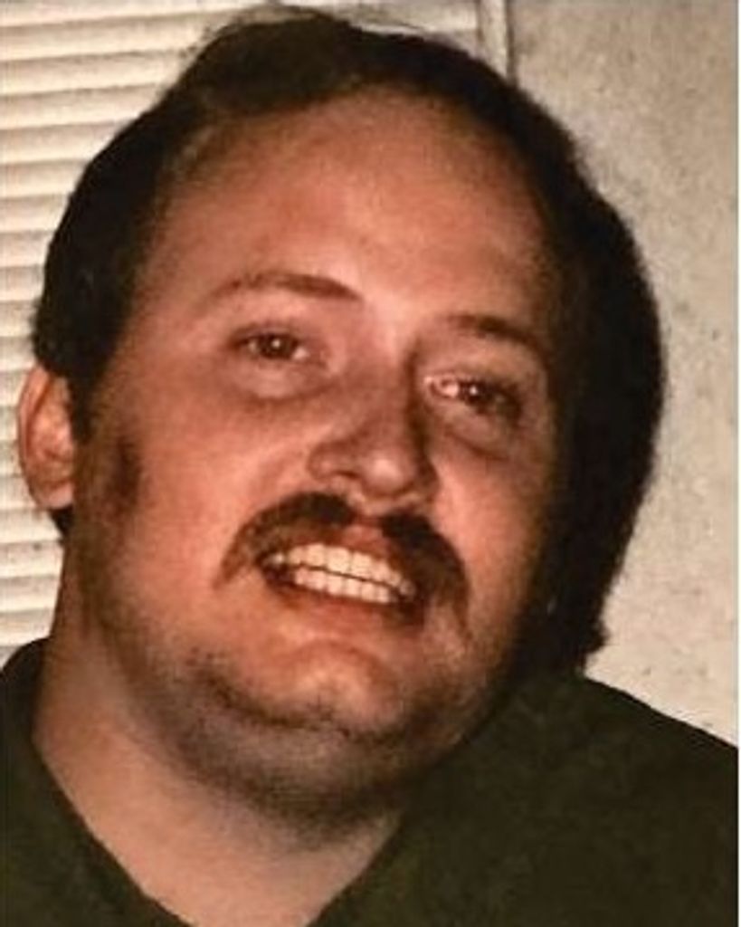 Derrick Wayne Simpson Profile Photo