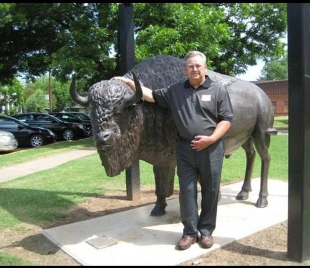 Howard Leroy Hunter Profile Photo