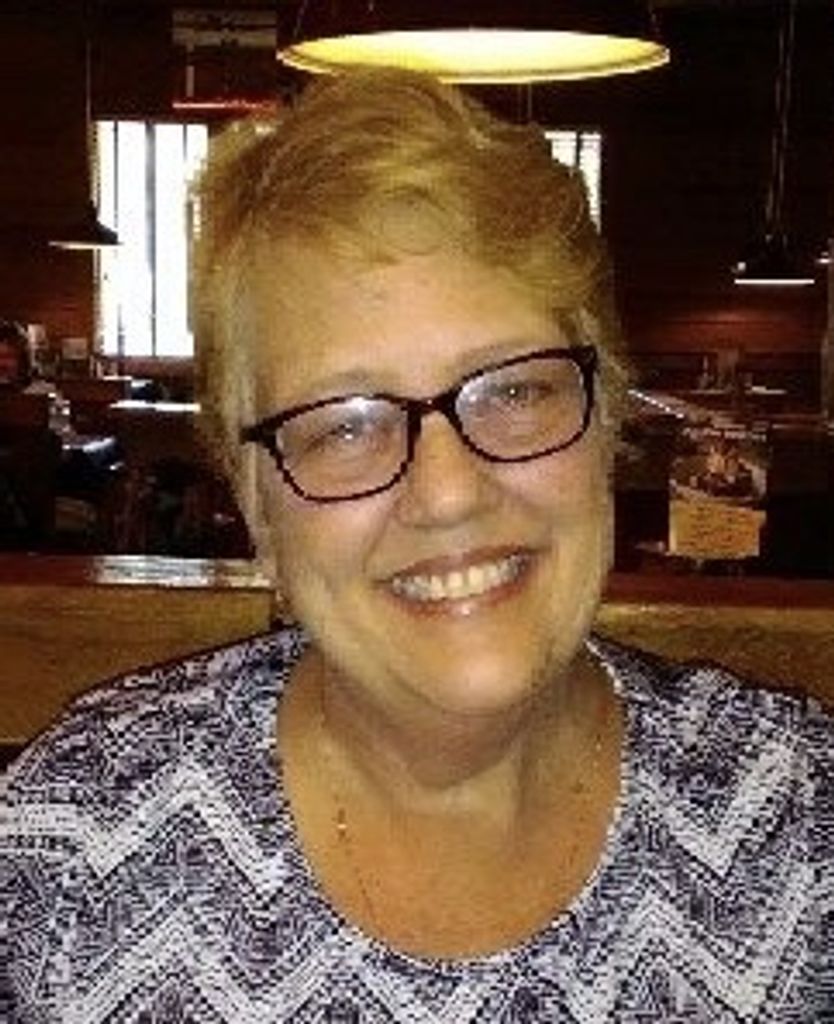 Sandra Lee Adams