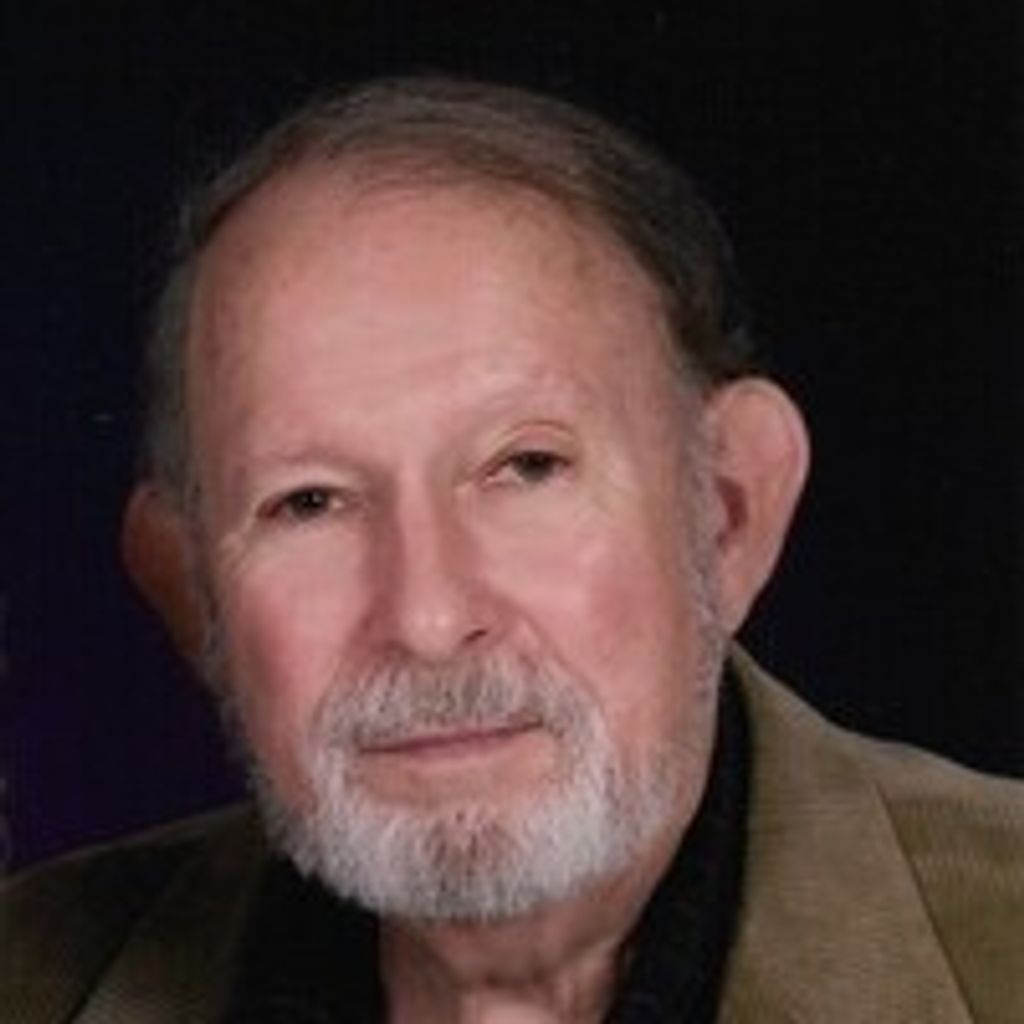 Clarence Robert "Bob" Crews Profile Photo