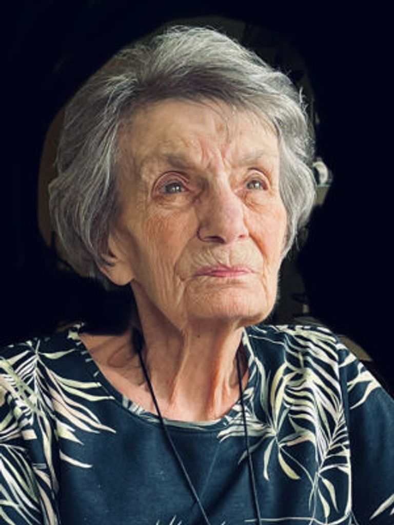 Ruth Hruby Profile Photo