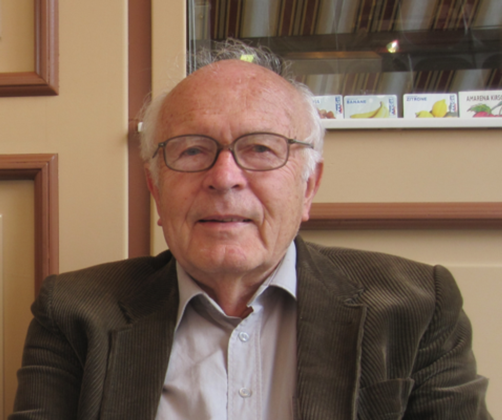 Walter Schamschula Profile Photo