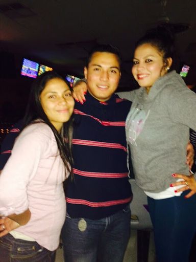 Moises Exequiel Velasquez Osorio photo gallery thumbnail 74 of 237