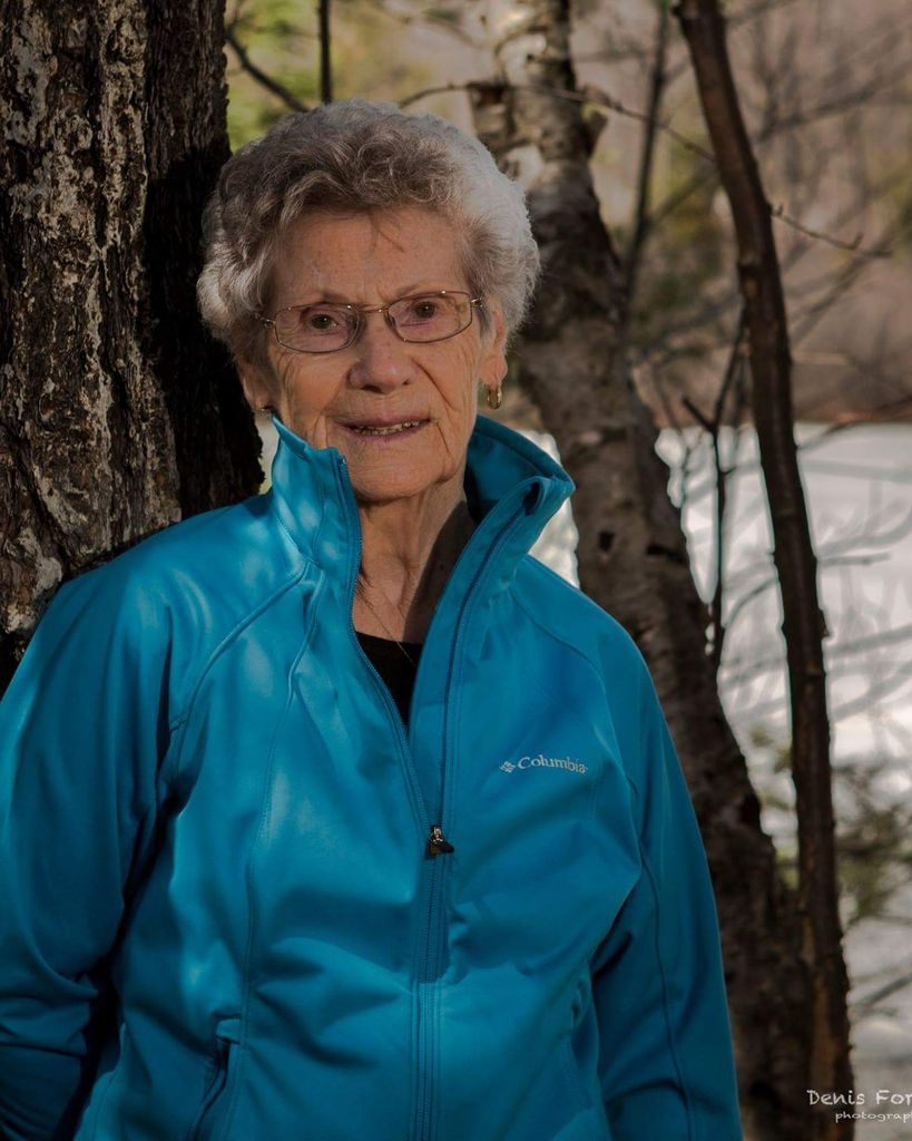 Fernande Henrion Profile Photo