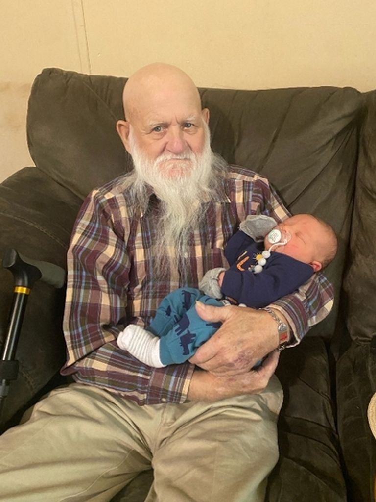 Kenneth Eugene Hilliard Profile Photo