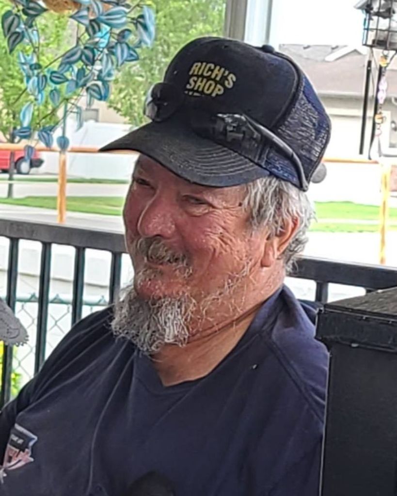 Donald "Donnie" Ray Simons
