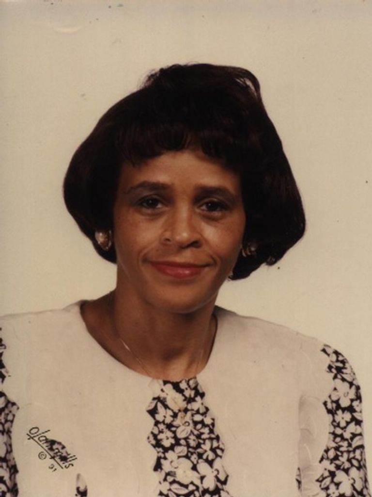 Geraldine Foster Profile Photo