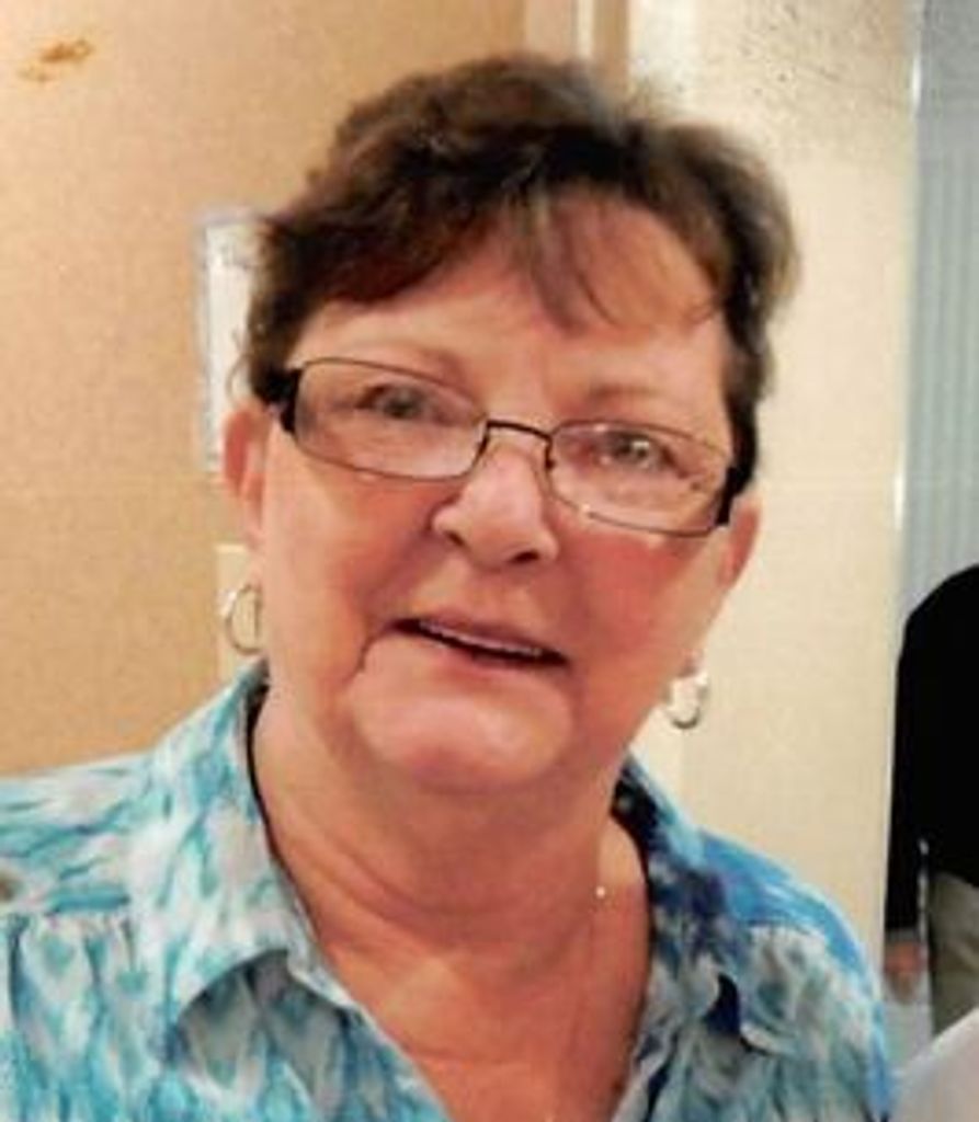 Nina Holdren-Kutschbach Profile Photo