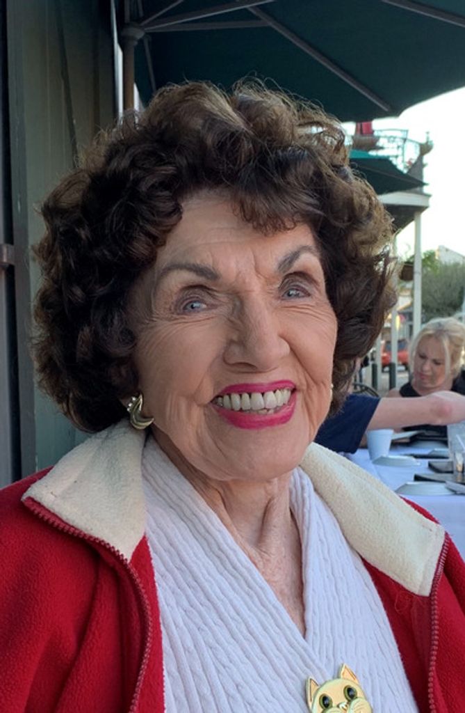 Charlotte Shoemake Profile Photo