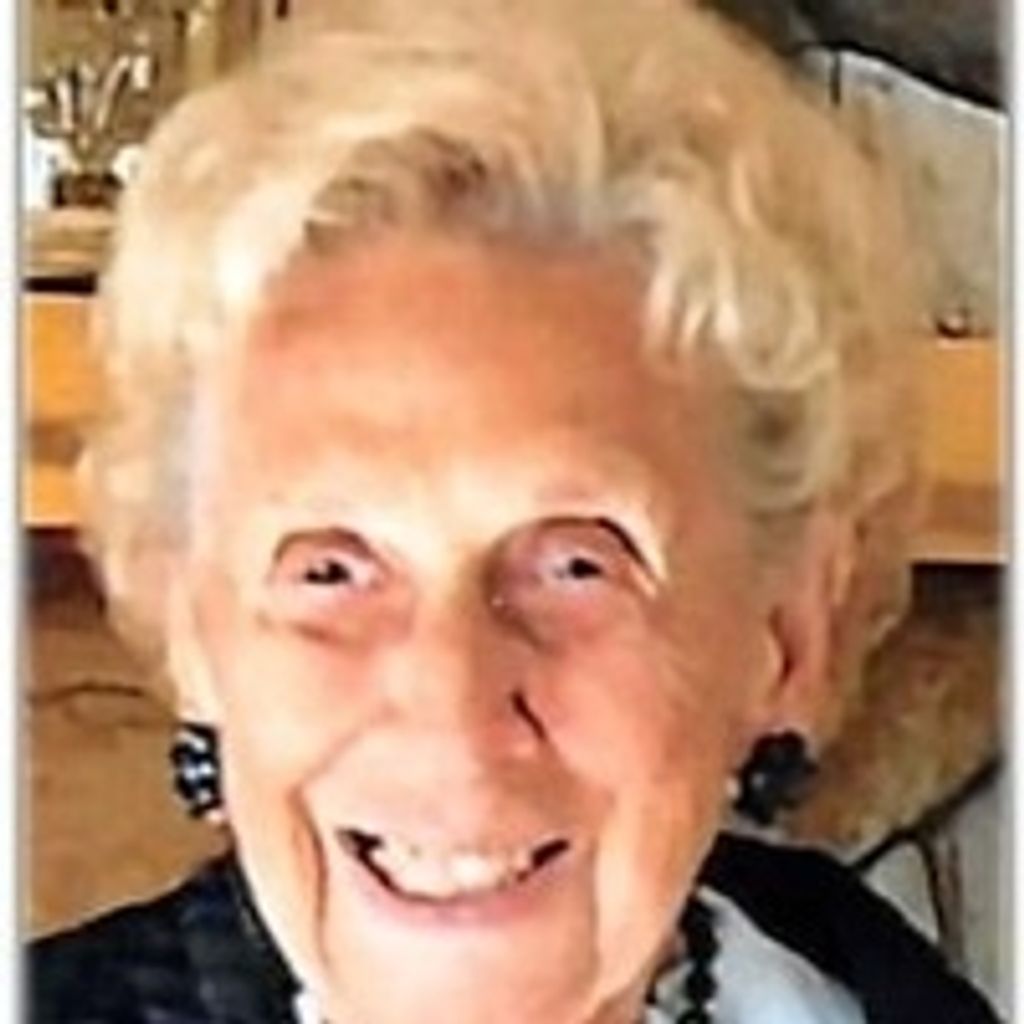 Gloria Faneuf