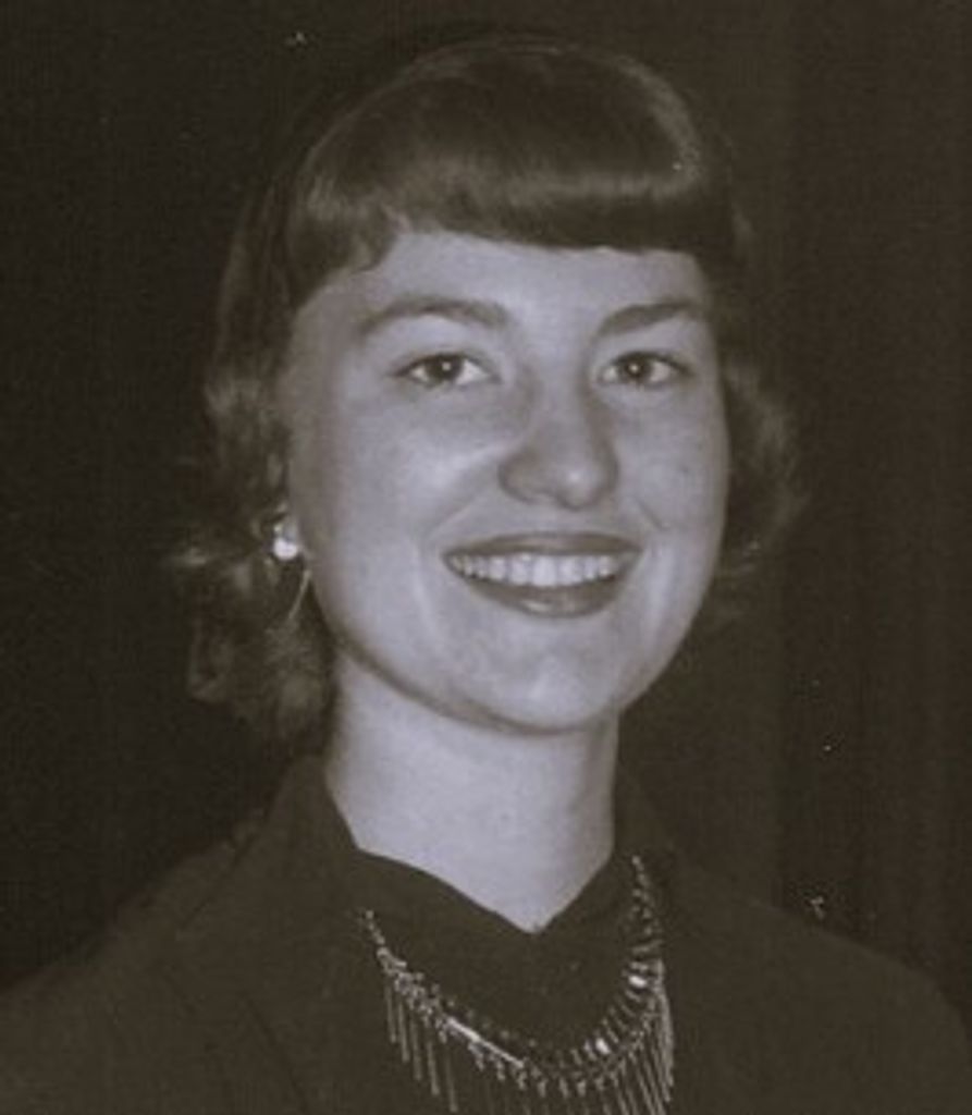 Carol Carlson Profile Photo