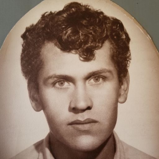 Everardo Gurrola Salas Profile Photo