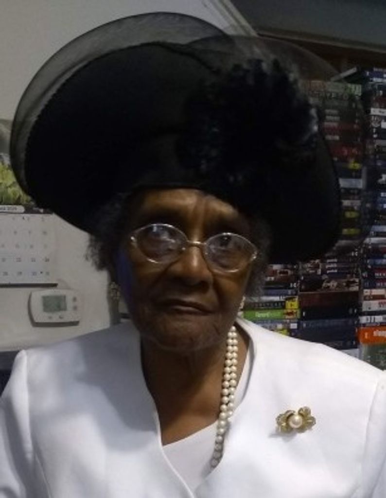 Eva Mae Aiken