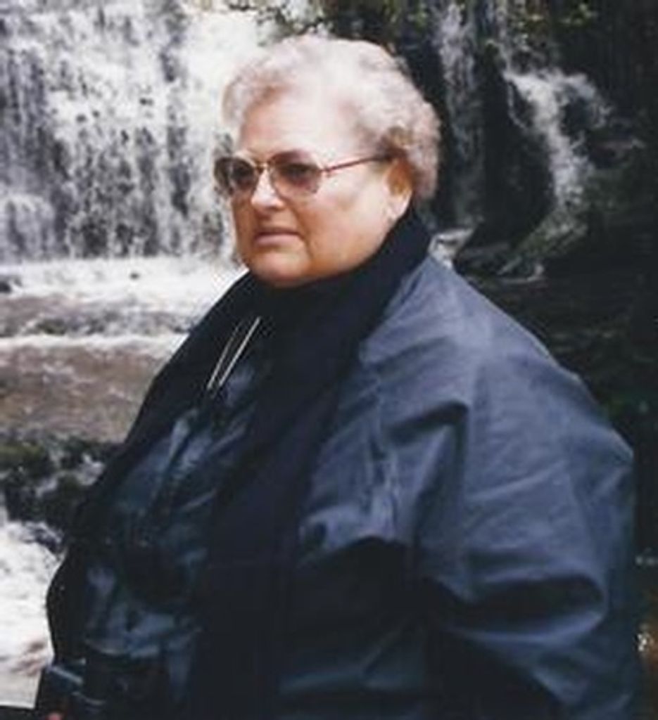 Emma Lee Sneed Profile Photo