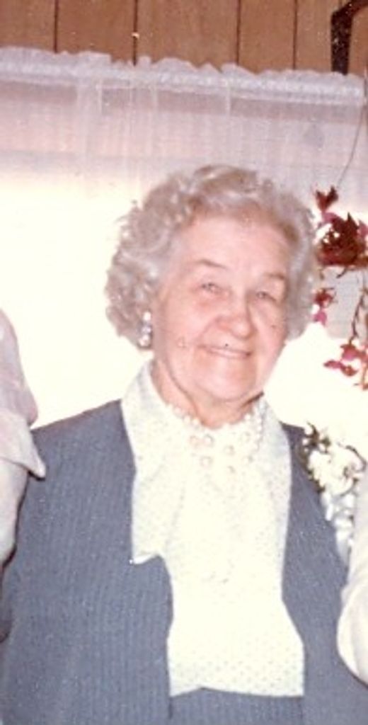 Ella Emery Profile Photo