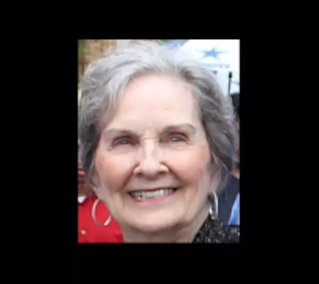 Virginia Lee Sledge Profile Photo