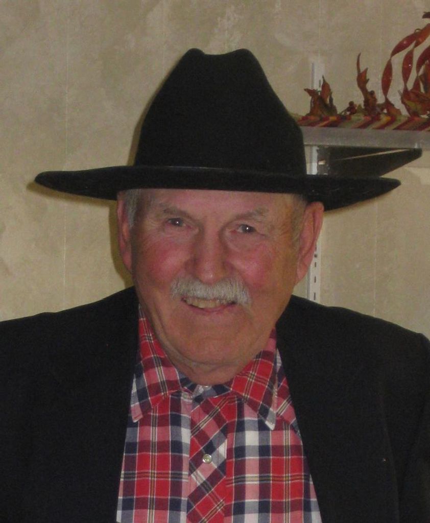 Lloyd M Weckerly