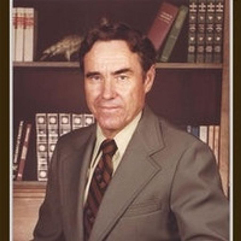 Charles E "Buck" Shouse