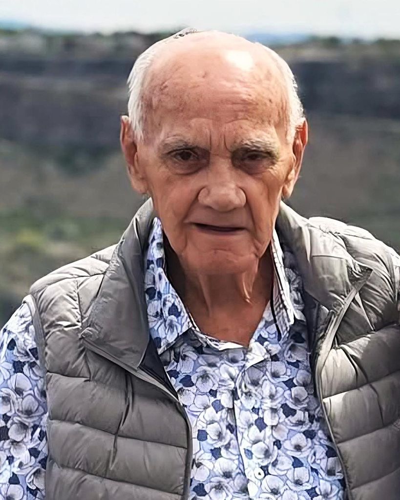 James "Jim" E. Lindsey