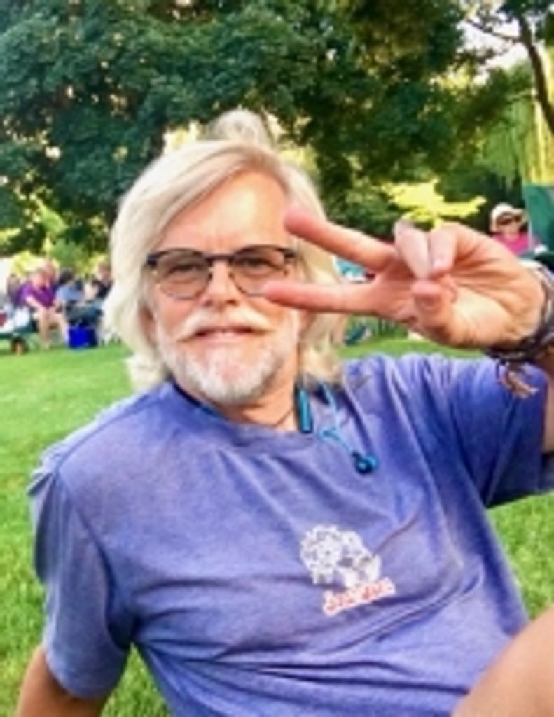 Robert Gregor Young Profile Photo