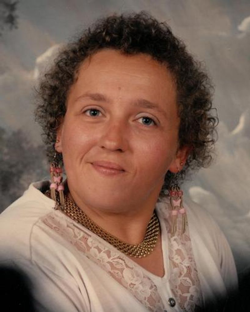 Cynthia June Sluder Profile Photo