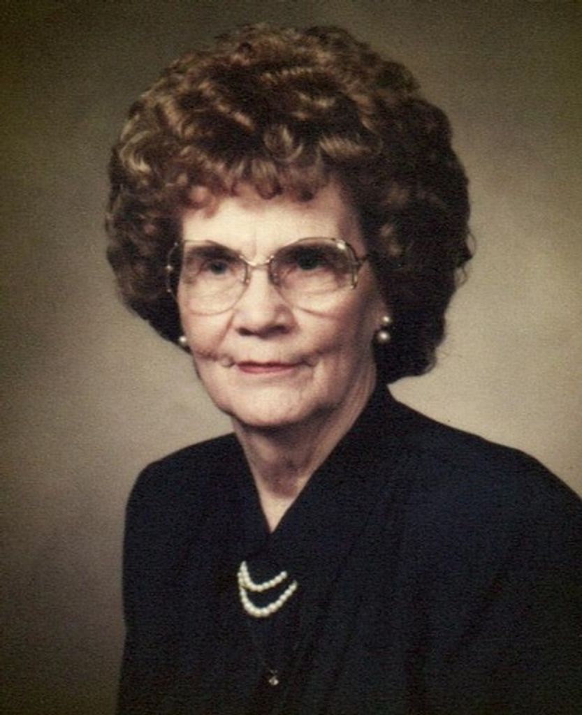 Barbara Louise Lee
