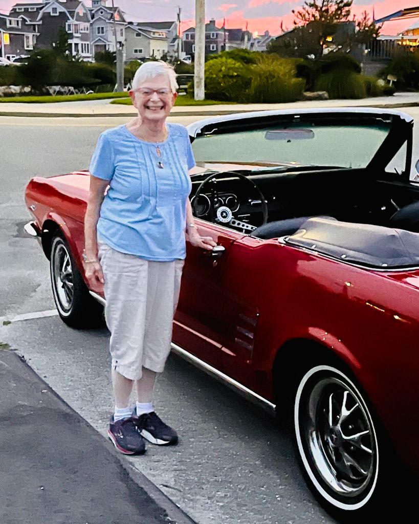 Linda Cooper Profile Photo