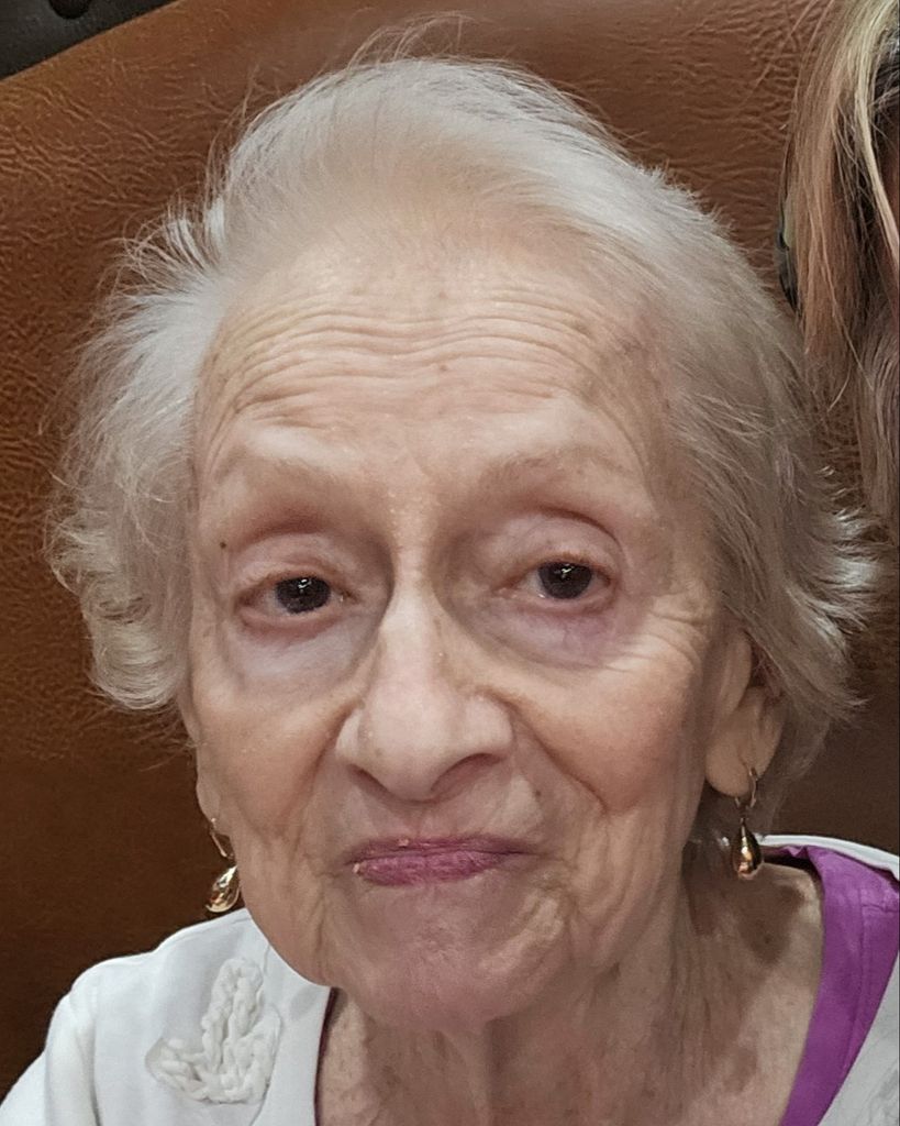 Lilia Rebecca Rada