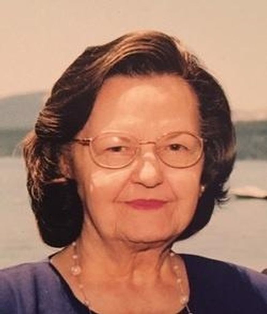 Frances Lakomy