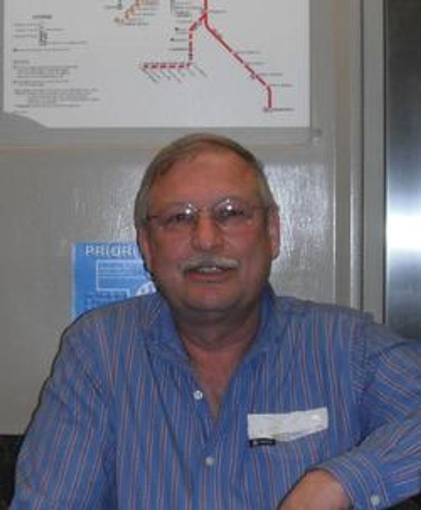 Larry Dean Voelker