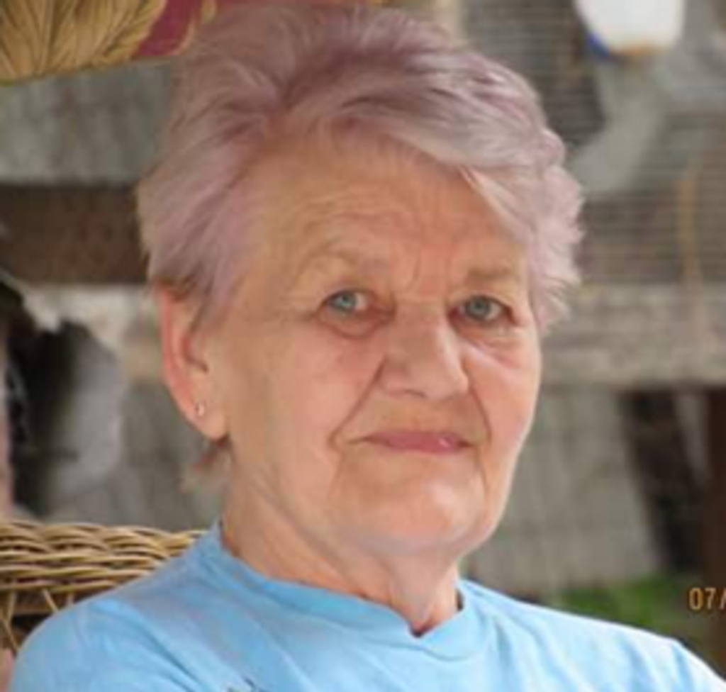 Gudrun J Davis Profile Photo
