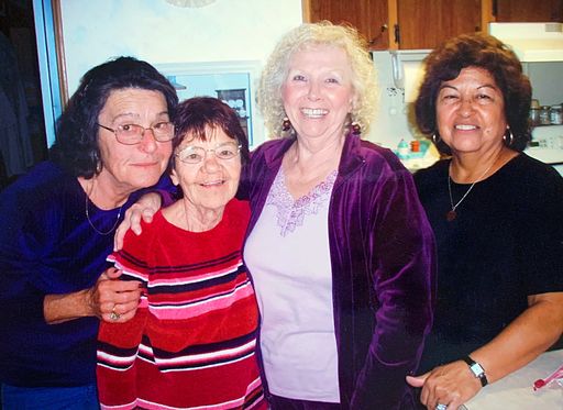 Mary Mills photo gallery thumbnail 14 of 103